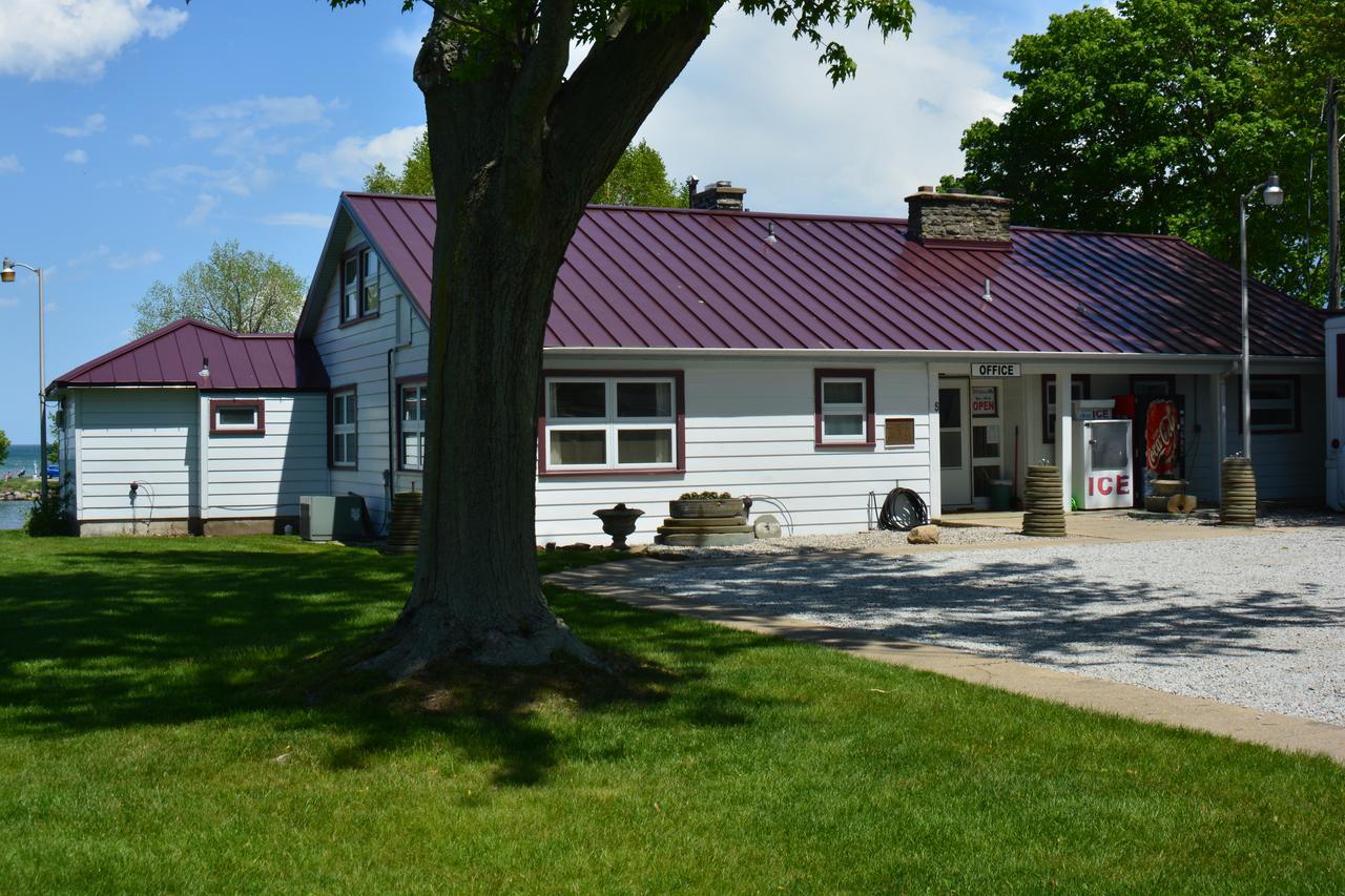 فندق فرانكينموثفي  Whalens Grindstone Shores Inc. المظهر الخارجي الصورة
